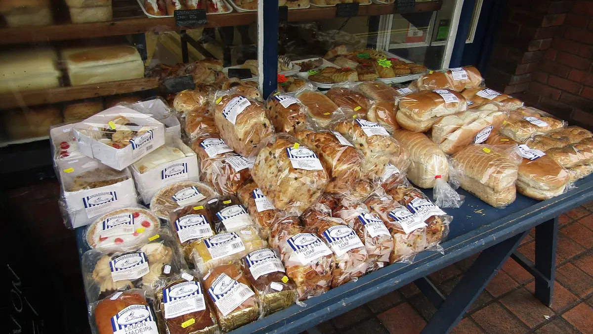 Sue and Cherie's Bakery – bakery in Dairycoates, Hull
